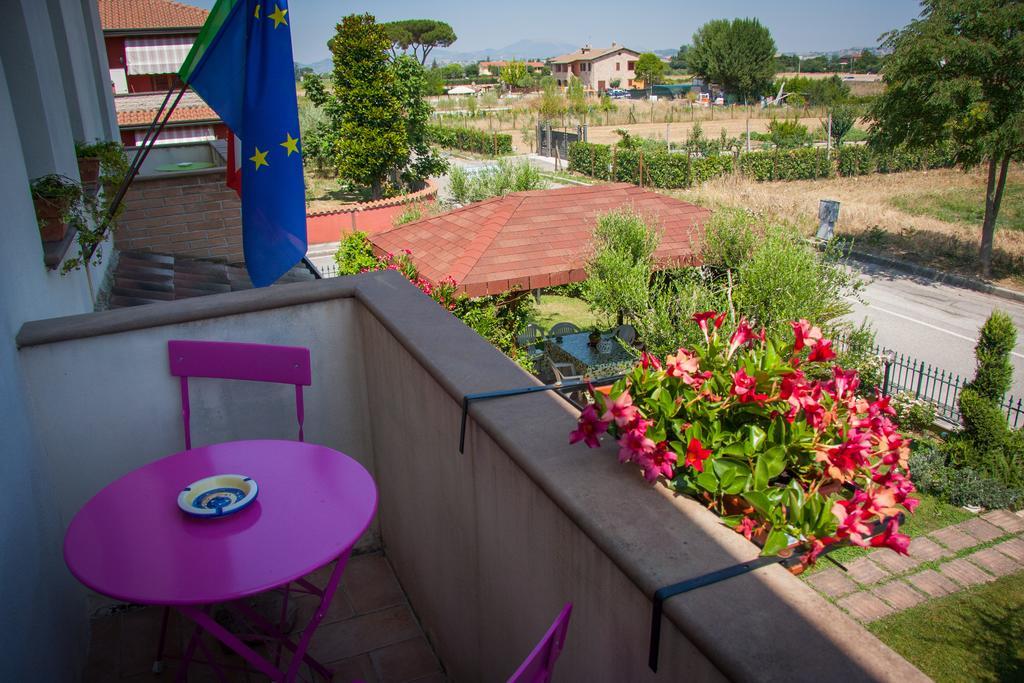 باستيا أومبرا P&P Assisi Camere المظهر الخارجي الصورة
