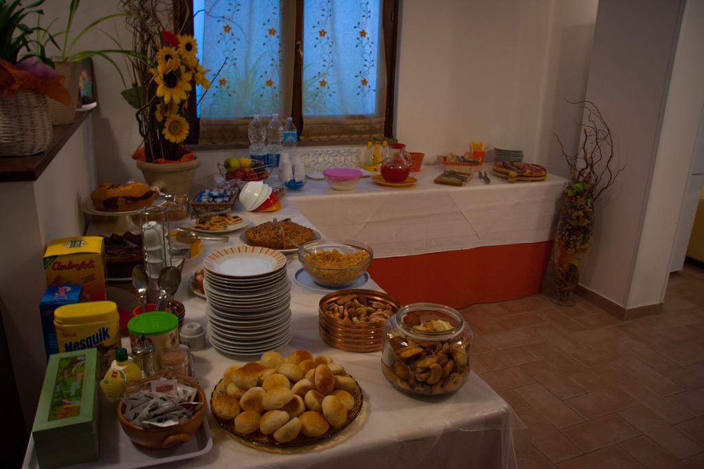 باستيا أومبرا P&P Assisi Camere المظهر الخارجي الصورة